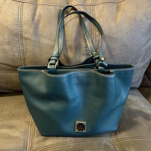 Dooney & Bourke small city Flynn